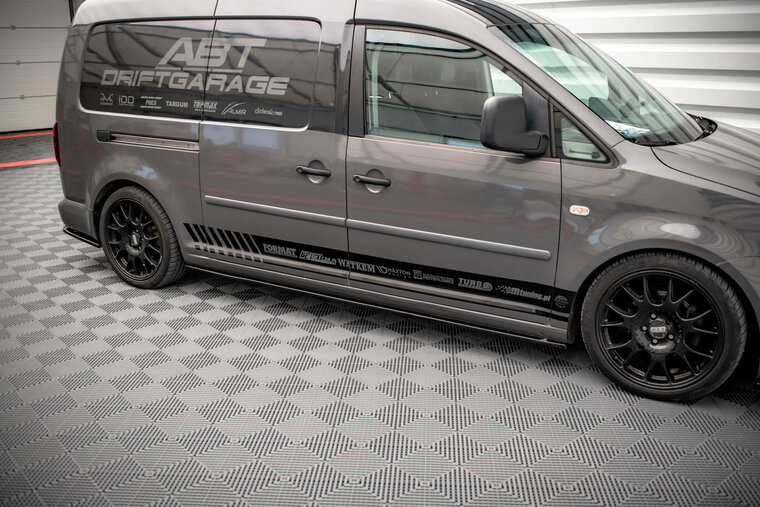 Sideskirt aanzets glanzend zwart passend voor VW Caddy 3 long version Maxton Design