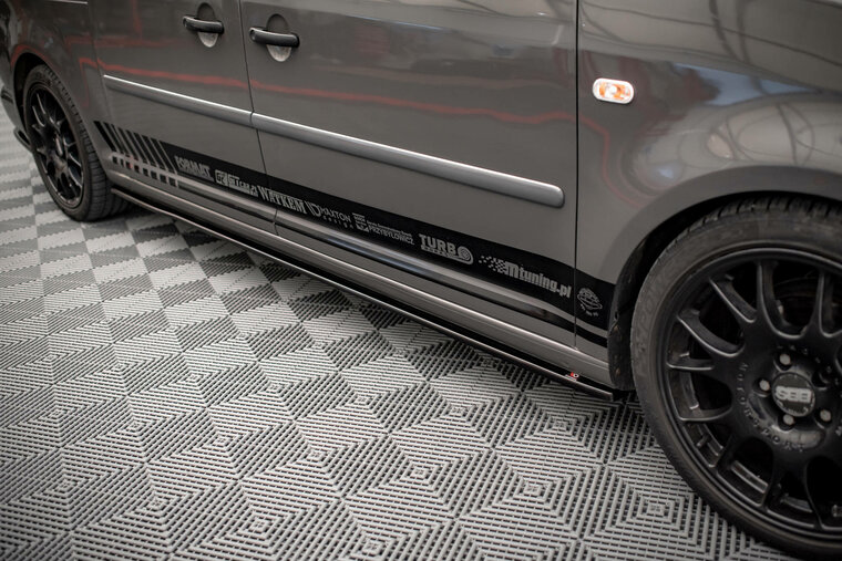 Sideskirt aanzets glanzend zwart passend voor VW Caddy 3 long version Maxton Design