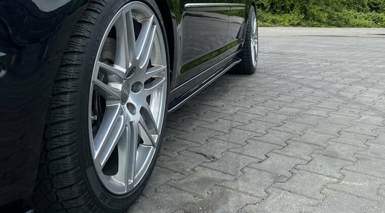 Sideskirt aanzets glanzend zwart passend voor VW Caddy 4 Maxton Design