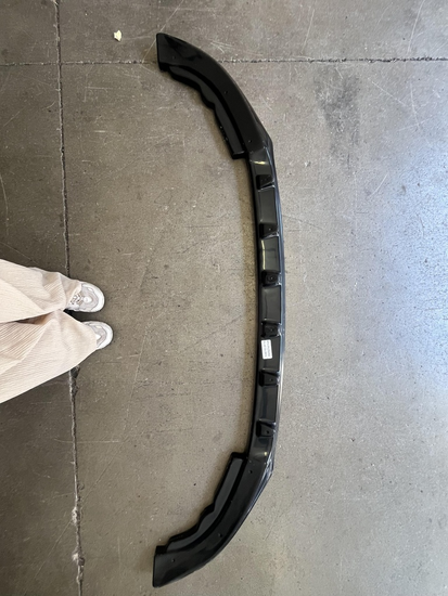 Front spoiler glanzend zwart passend voor VW Transporter T5 model 2003 - 2009