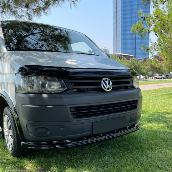 Front spoiler glanzend zwart passend voor VW Transporter T5 facelift model 2010 - 2015
