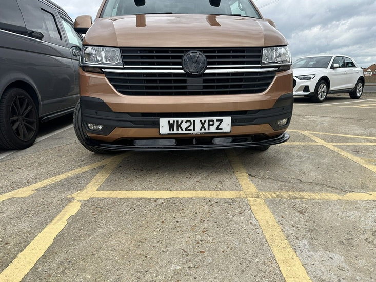Front spoiler glanzend zwart passend voor VW Transporter T6.1 model 2019 - 2023 