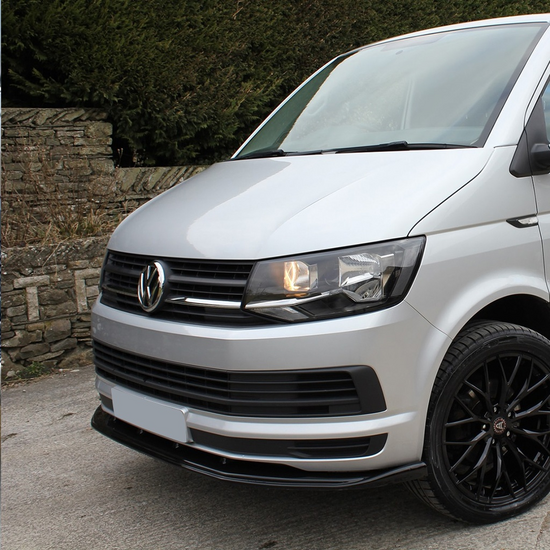 Front spoiler glanzend zwart passend voor VW Transporter T6 model 2015 - 2019