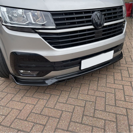 Front spoiler glanzend zwart passend voor VW Transporter T6.1 model 2019 - 2023 versie 3