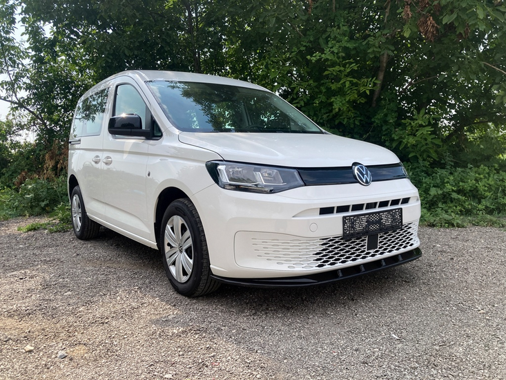 Front spoiler glanzend zwart passend voor VW Caddy 5 model 2020 - heden versie 2