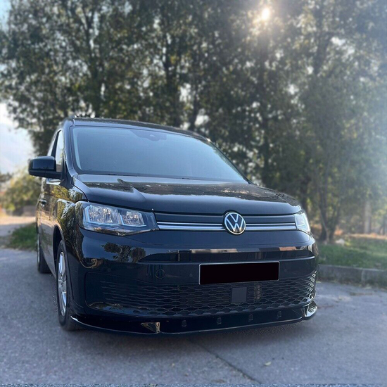 Front spoiler glanzend zwart passend voor VW Caddy 5 model 2020 - heden versie 2