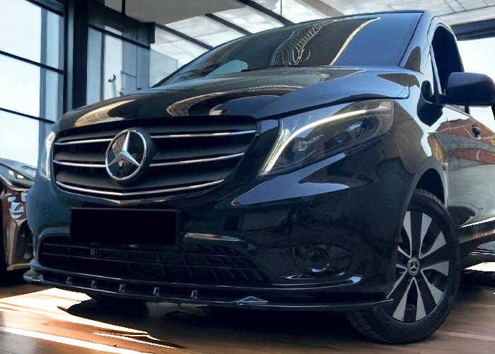 Front spoiler glanzend zwart passend voor Mercedes Vito W447 facelift model vanaf 2020