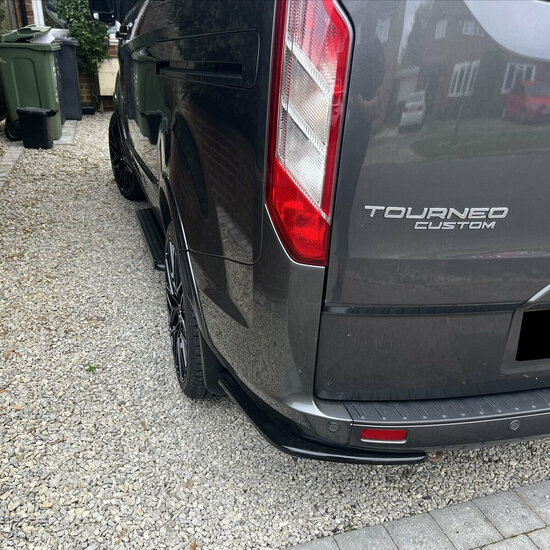Splitters achter bumper glanzend zwart passend voor Ford Transit Custom MK1 facelift model 2018 - 2023