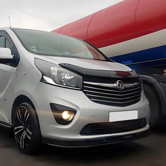 Front spoiler glanzend zwart passend voor Renault Trafic model vanaf 2022 versie 1