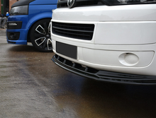 Front spoiler glanzend zwart passend voor VW Transporter T5 facelift model 2010 - 2015