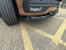Front spoiler glanzend zwart passend voor VW Transporter T6.1 model 2019 - 2023 