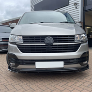 Front spoiler glanzend zwart passend voor VW Transporter T6.1 model 2019 - 2023 versie 3
