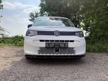 Front spoiler glanzend zwart passend voor VW Caddy 5 model 2020 - heden versie 2