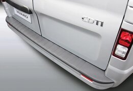 ABS Achterbumper beschermlijst passend voor Opel Vivaro B model 2014 - 2019 en Renault Trafic model vanaf 2014 ABS Achterbumper beschermlijst passend voor Opel Vivaro B model 2014 - 2019 en Renault Trafic model vanaf 2014