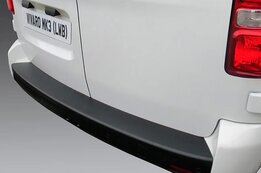 ABS Achterbumper beschermlijst passend voor Opel Vivaro C LWB model vanaf 2019 ABS Achterbumper beschermlijst passend voor Opel Vivaro C LWB model vanaf 2019