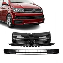 Glanzend zwarte grillen set met logo uitsparing passend voor VW Transporter T6 zonder parkeersensoren model 2015 - 2019 
